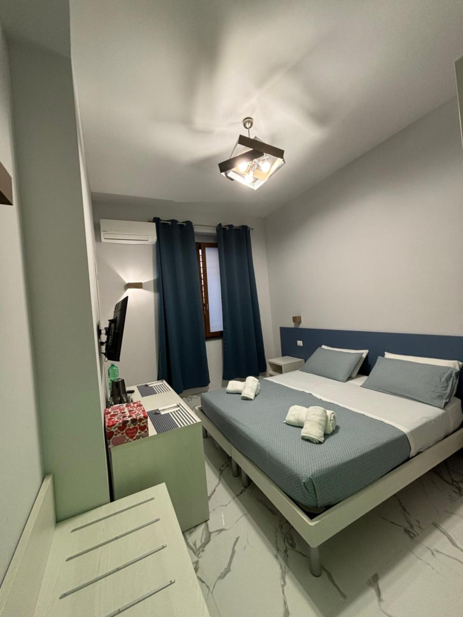 B&B Cadifra Portapiccola Naples Exterior photo