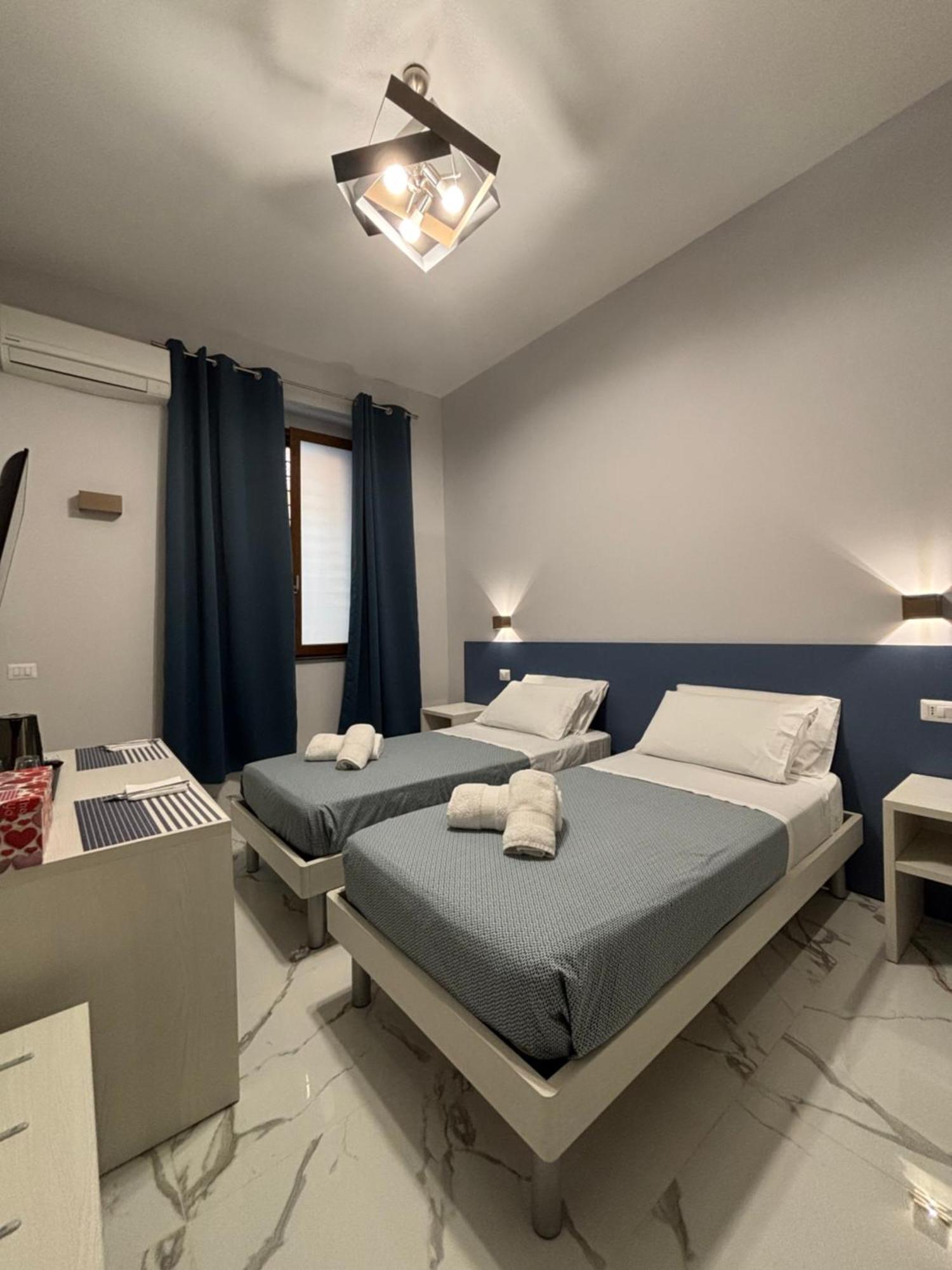 B&B Cadifra Portapiccola Naples Exterior photo