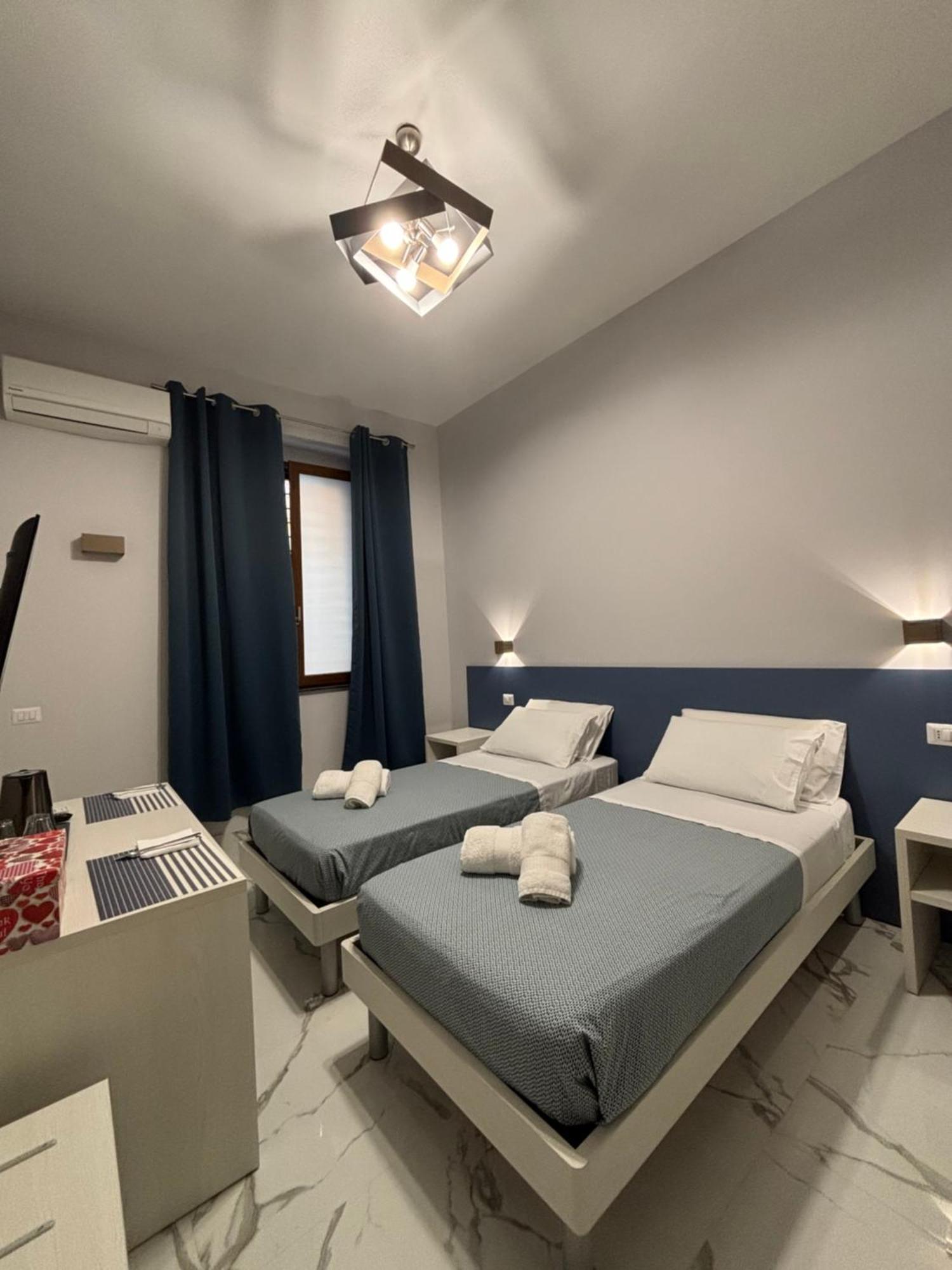 B&B Cadifra Portapiccola Naples Exterior photo